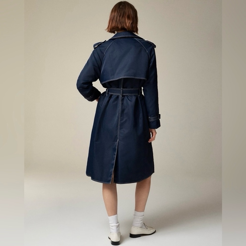 NWT J.Crew Relaxed Trench Coat in
Lightweight Shiny Nylon - Size 0 - Picture 3 of 10